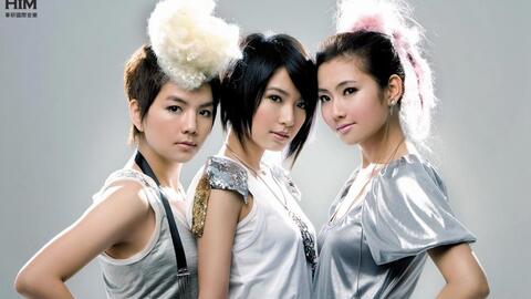 学园偶像季群星闪耀Liella!探索青春梦想与音乐热情交织的奇幻旅程 学园偶像季群星闪耀Liella!探索青春梦想与音乐热情交织的奇幻旅程