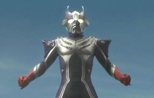 (奥特曼系列ol奥特套装)奥特曼系列OL鬼服：穿着酷炫，战斗无畏，引爆激情！