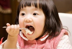 (教宝宝如何吃)宝宝吃吃吃：如何正确引导宝宝养成良好饮食习惯？