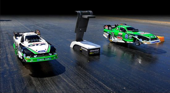 (大赛车玩具)DASH队玩具：带你开启刺激的赛车竞技乐趣