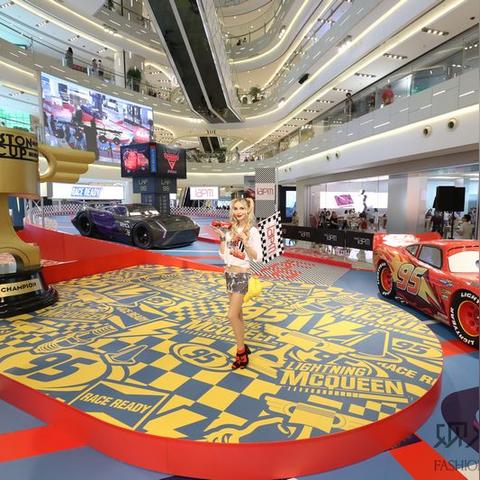 高清赛车总动员720p下载：全程震撼赛车赛事体验，精彩不容错过！