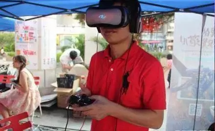 (真人互动式游戏手机版)全新真人互动游戏手机版:与现实世界互动,体验无限乐趣! (真人互动式游戏手机版)全新真人互动游戏手机版:与现实世界互动,体验无限乐趣!