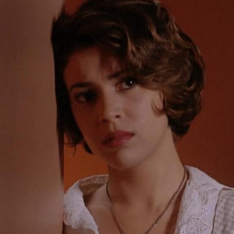 人类还是吸血鬼？从人性和欲望的角度探讨二者的相似之处与边界